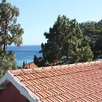 Zefiros Traditional 3* Paleokastritsa