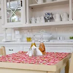 Zefiros Traditional Hotel 3*
