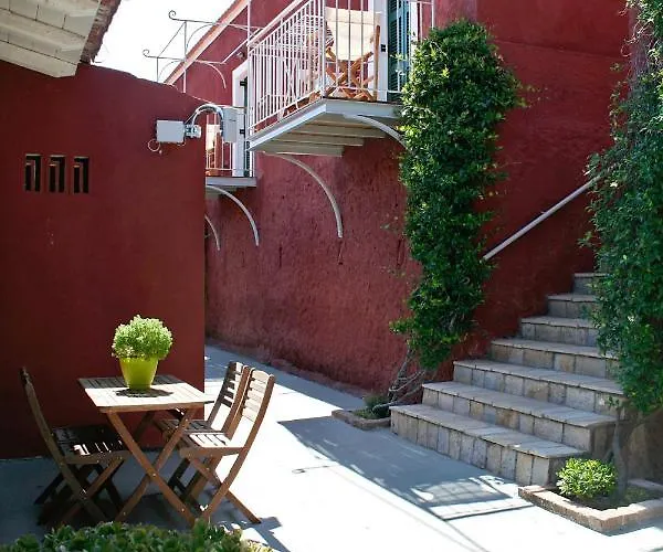 Zefiros Traditional 3*
