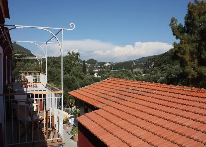 Otel Zefiros Traditional 3*