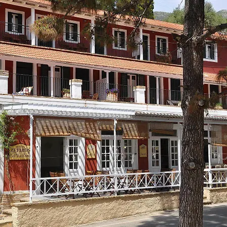 ホテル Zefiros Traditional