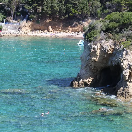 ホテル Zefiros Traditional