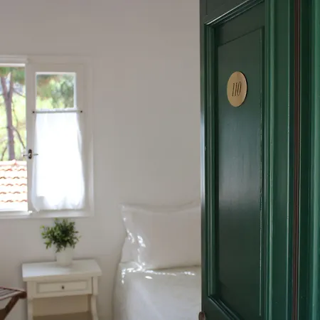 Zefiros Traditional