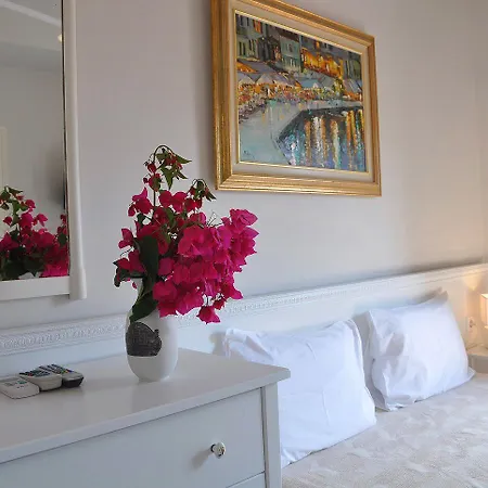 Zefiros Traditional 3*