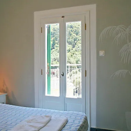 Zefiros Traditional 3* Paleokastritsa