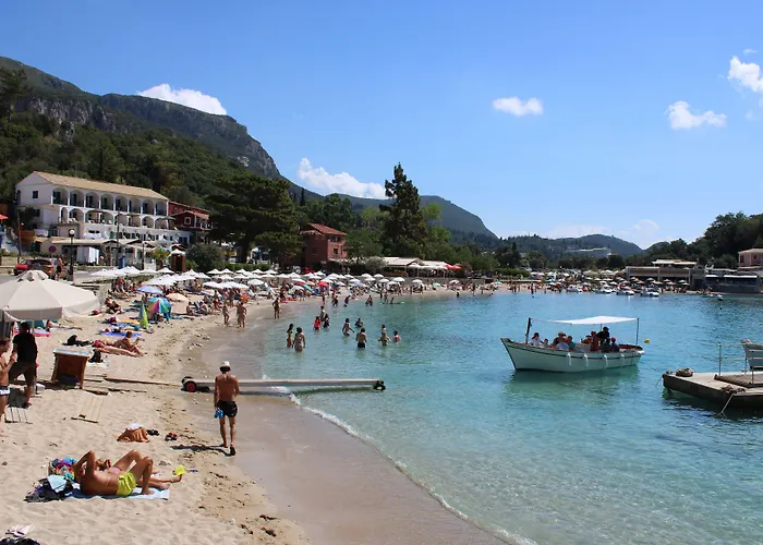 Zefiros Traditional 3* Paleokastritsa