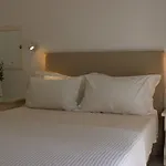 Zefiros Traditional Hotell