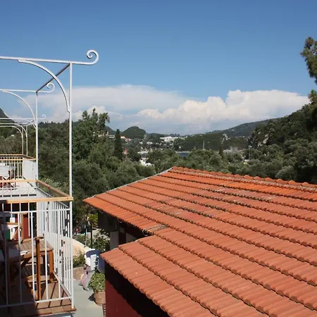 Hotel Zefiros Traditional 3*