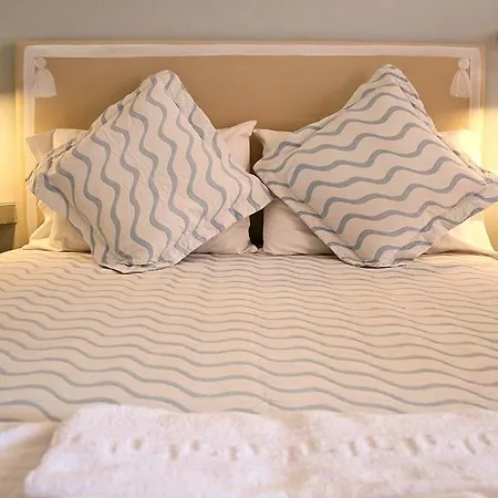 Hotel Zefiros Traditional 3*