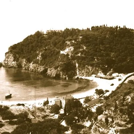 Hotel Zefiros Traditional 3*