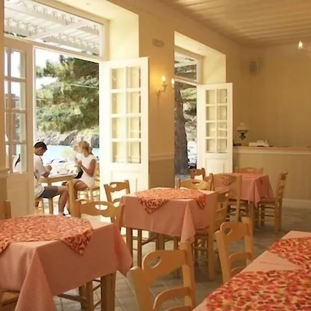 Zefiros Traditional
