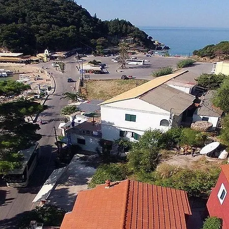 Hotel Zefiros Traditional 3*