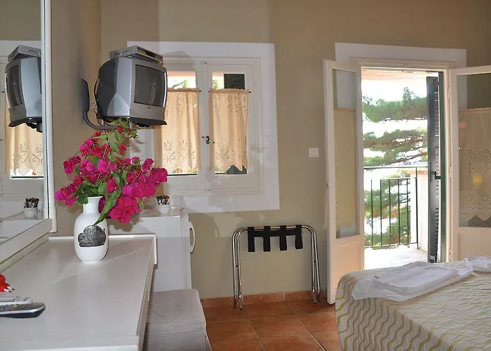 Zefiros Traditional Hotel Paleokastritsa